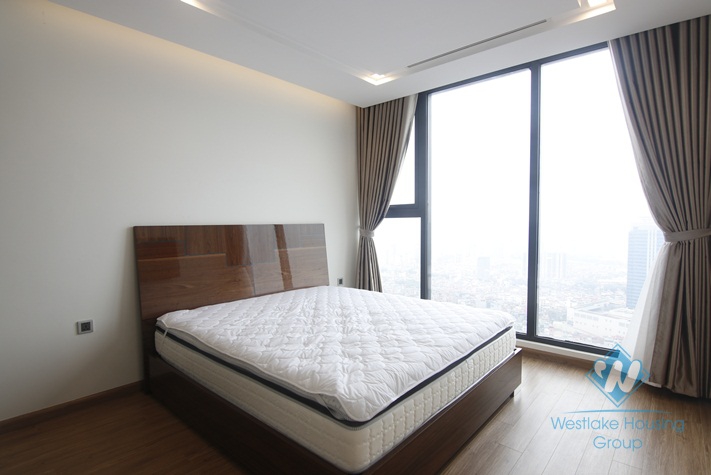 High floor furnished two bedrooms for rent in Vinhome Metropolis, Ba Dinh district, Ha Noi